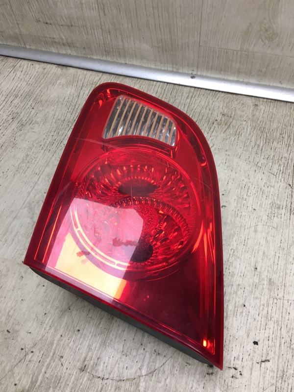 Фонарь внутренний задний правый HYUNDAI SANTA FE (CM) 05-12 CM 2.2CRDI D4EB
