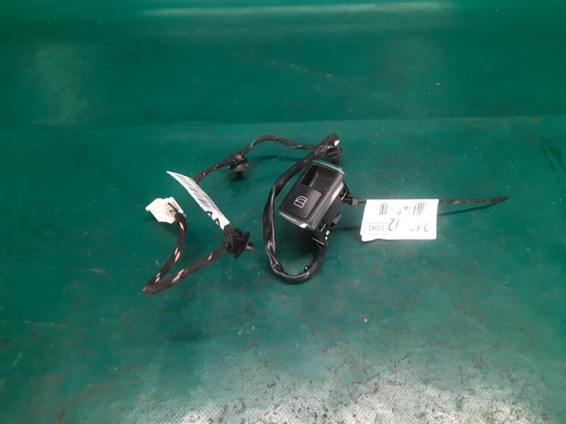 Кнопка стеклоподъемника задняя левая INFINITI QX30 16-20 2018 Внедорожник 2.0 20PET 25411-5DA0A Б/У