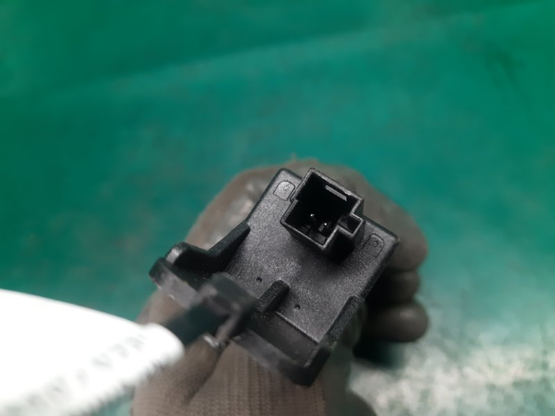 Антенна задняя левая GRAND CHEROKEE 11-22 2013 Внедорожник 5.7 Антенна задняя левая GRAND CHEROKEE 11-22 2013 Внедорожник 5.7