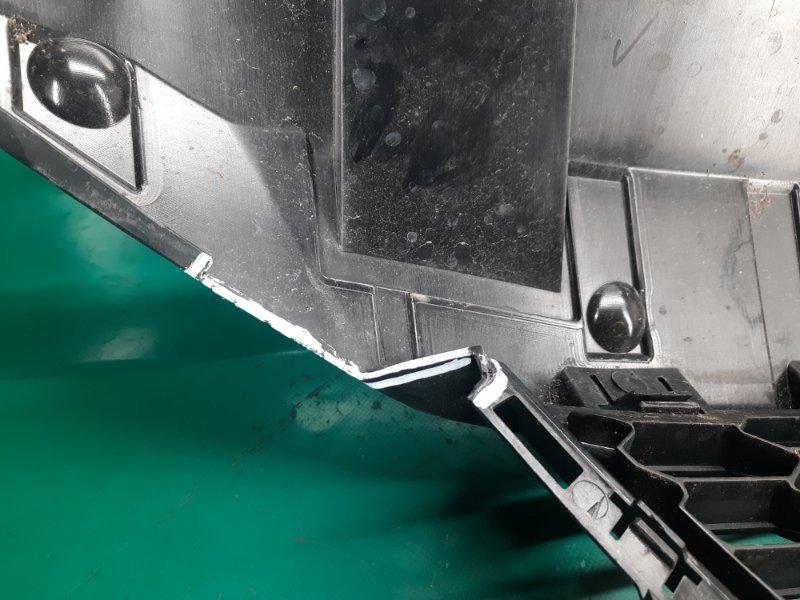 Решетка радиатора VERSA  19- Седан