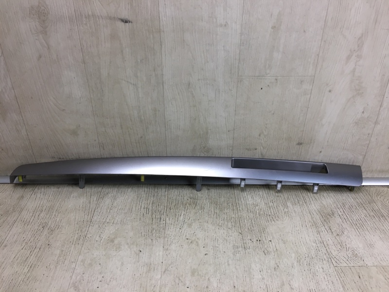 Накладка торпедо TOYOTA RAV4 13-19 2017 ZSA42 2.0 3ZRFE 55412-42070 Б/У