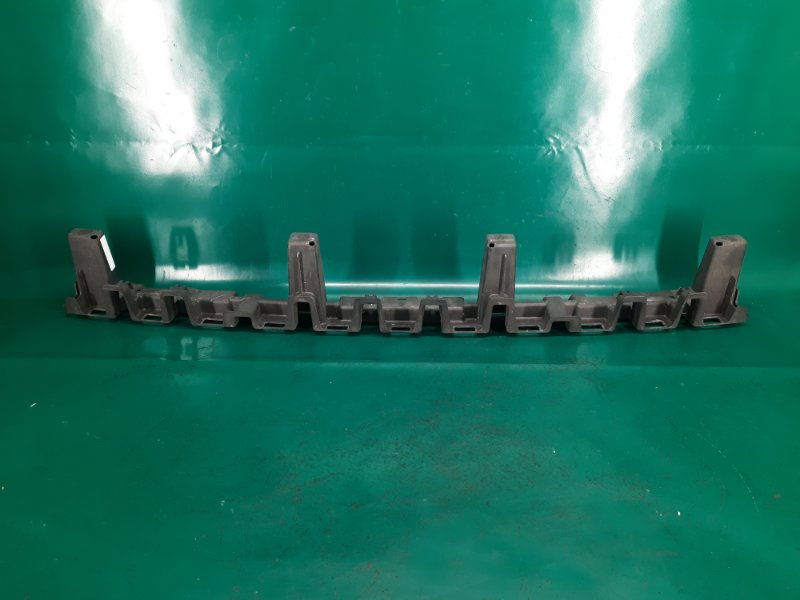 Наполнитель бампера задний JEEP GRAND CHEROKEE 11-22 Внедорожник 5.7 Наполнитель бампера задний JEEP GRAND CHEROKEE 11-22 Внедорожник 5.7