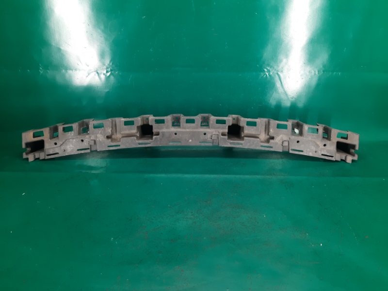 Наполнитель бампера задний GRAND CHEROKEE 11-22 2013 Внедорожник 5.7 Наполнитель бампера задний GRAND CHEROKEE 11-22 2013 Внедорожник 5.7