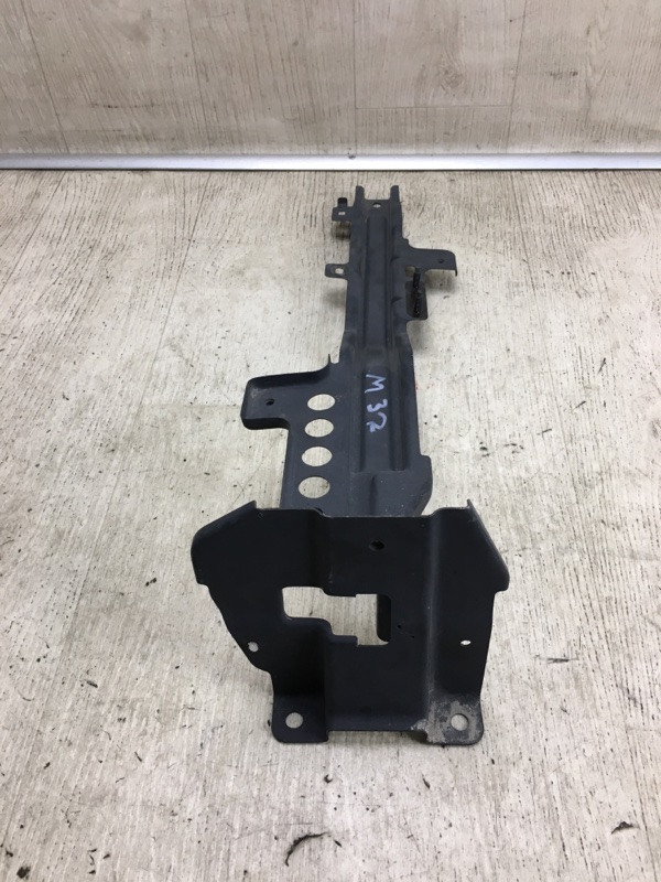 Кронштейн INFINITI M25/M37/M56/Q70/M35H 10-16 Кронштейн INFINITI M25/M37/M56/Q70/M35H 10-16