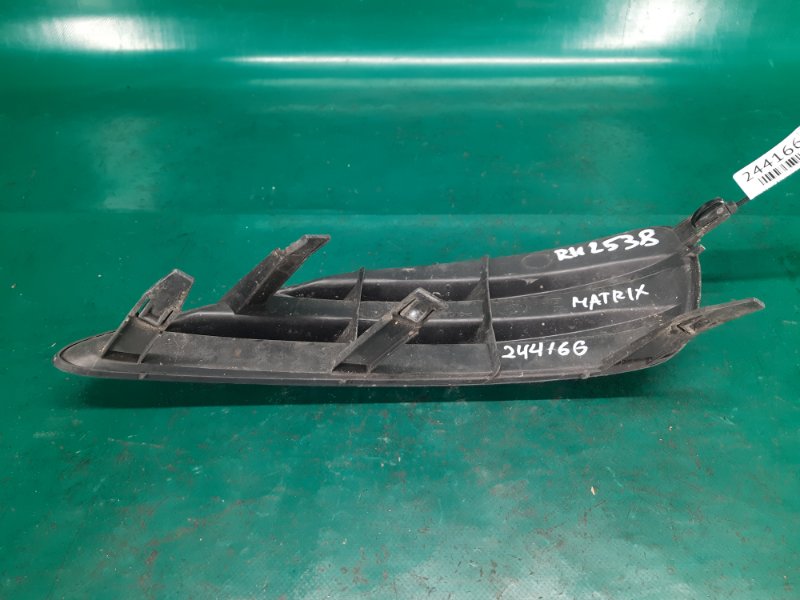 Накладка бампера передняя правая MATRIX 08-14 2008 Хэтчбек 1.8 2ZRFE