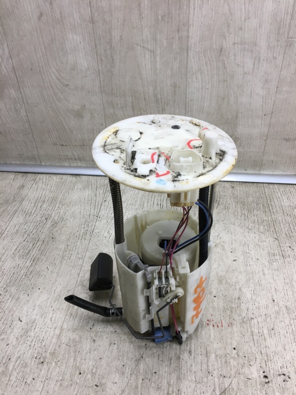 Топливный насос MITSUBISHI OUTLANDER XL 05-13