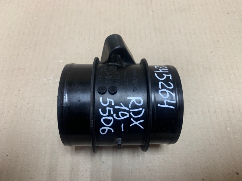 Патрубок интеркулера ACURA RDX 19- 2019 Внедорожник 2.0 17225-6B2-A00 Б/У