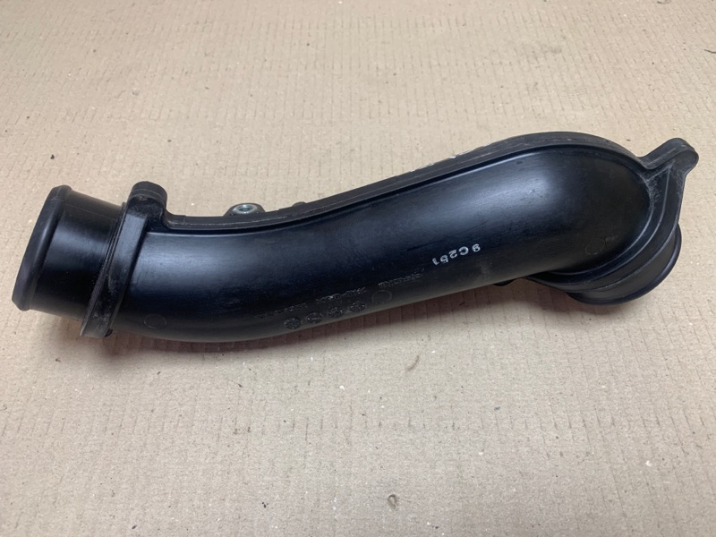 Патрубок интеркулера RDX 19- 2019 Внедорожник 2.0 Патрубок интеркулера RDX 19- 2019 Внедорожник 2.0