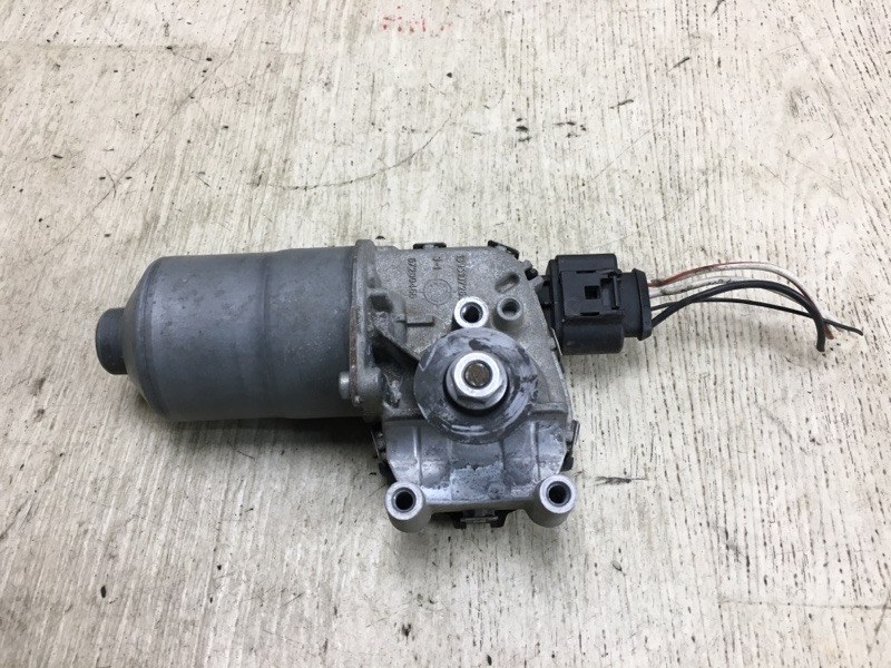 Моторчик стеклоочистителя передний RENEGADE (BU) 14- 2015 BU 2.4 ED6 Моторчик стеклоочистителя передний RENEGADE (BU) 14- 2015 BU 2.4 ED6