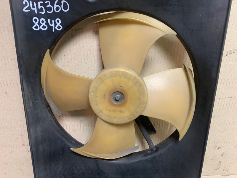 Диффузор вентилятора основного радиатора MDX (YD1) 00-06 2003 Внедорожник 3.5