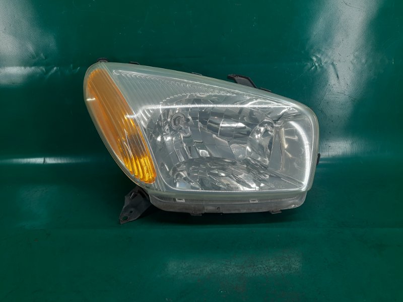 Фара правая TOYOTA RAV4 00-05 2000 Внедорожник 2.0 1AZ-FE 81110-42190 Б/У