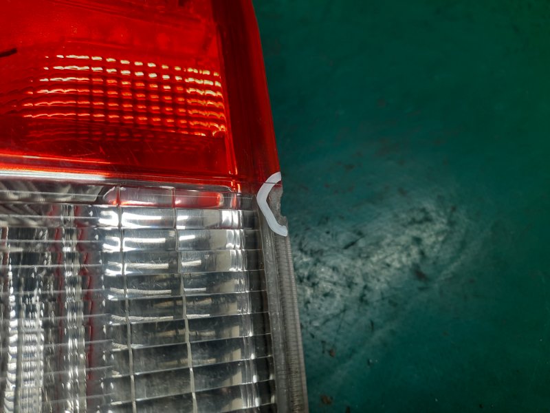 Фонарь внутренний правый GRAND CHEROKEE 11-22 2013 Внедорожник 5.7 Фонарь внутренний правый GRAND CHEROKEE 11-22 2013 Внедорожник 5.7