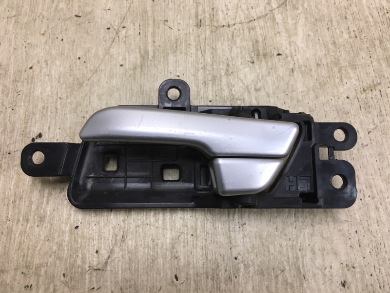 Ручка двери внутренняя задняя левая KIA SPORTAGE QL 15-21 2017 QL 2.4 G4KJ 82613-D9000 Б/У