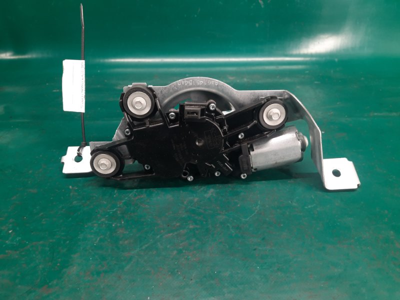 Моторчик стеклоочистителя задний FORD FIESTA 08-17 2013 Хэтчбек 1.6 XDEZ BE8Z-17508-B Б/У