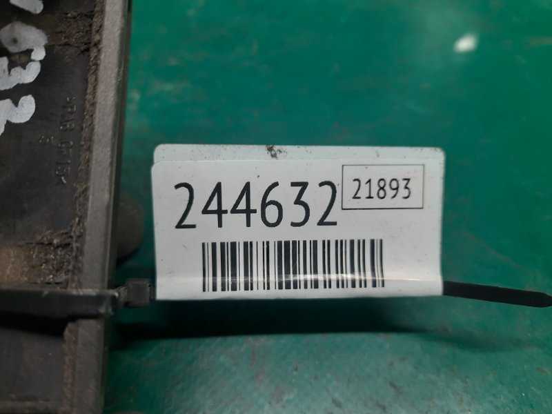 Кнопка открывания багажника наружная FIESTA 08-17 2013 Хэтчбек 1.6 XDEZ