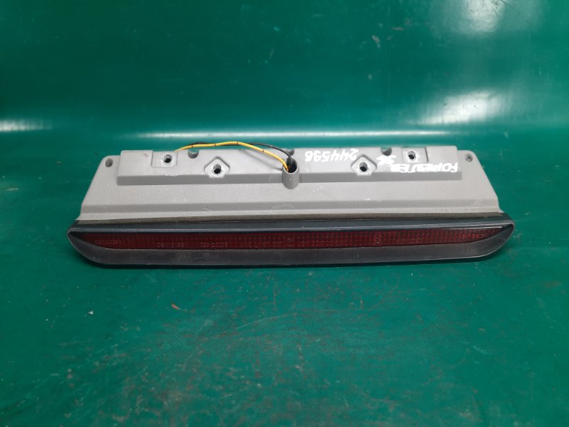 Стоп-сигнал SUBARU FORESTER SG 02-07 Внедорожник 2.5 EJ251