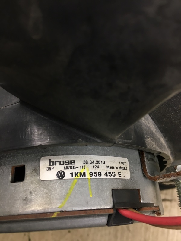 Вентилятор основного радиатора JETTA USA 10-17 2017 162 1.4 CZTA