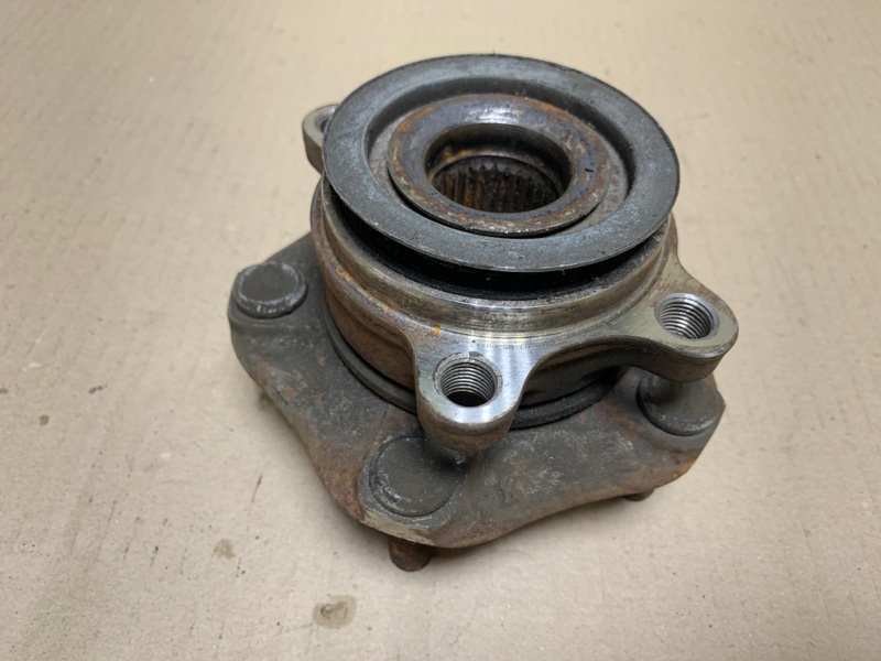 Ступица передняя SENTRA B17 12-21 2018 Седан Ступица передняя SENTRA B17 12-21 2018 Седан