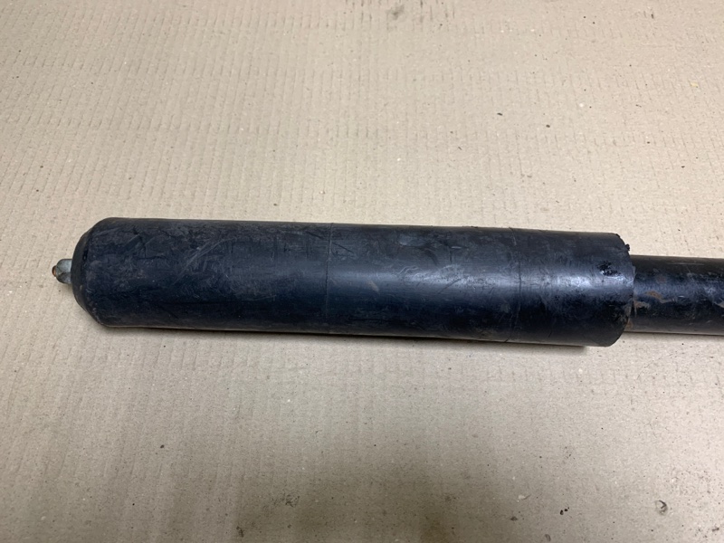 Амортизатор задний SENTRA B17 12-21 2018 Седан