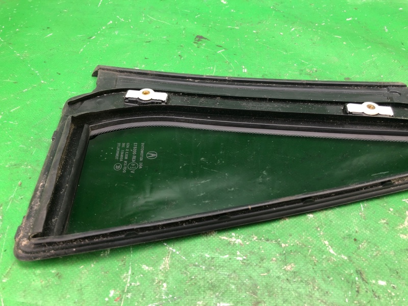 Стекло двери глухое заднее левое RDX 12-19