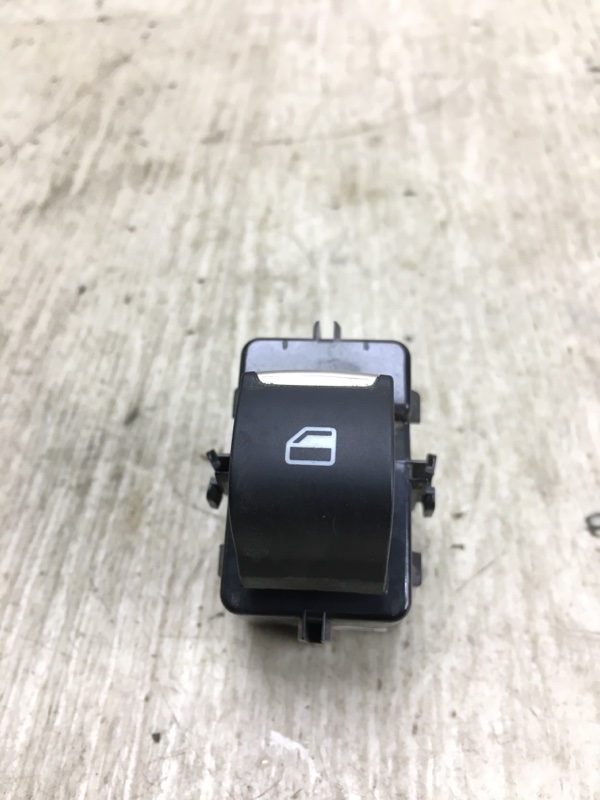Кнопка стеклоподъемника задняя FORD FUSION 14- MK5 Кнопка стеклоподъемника задняя FORD FUSION 14- MK5