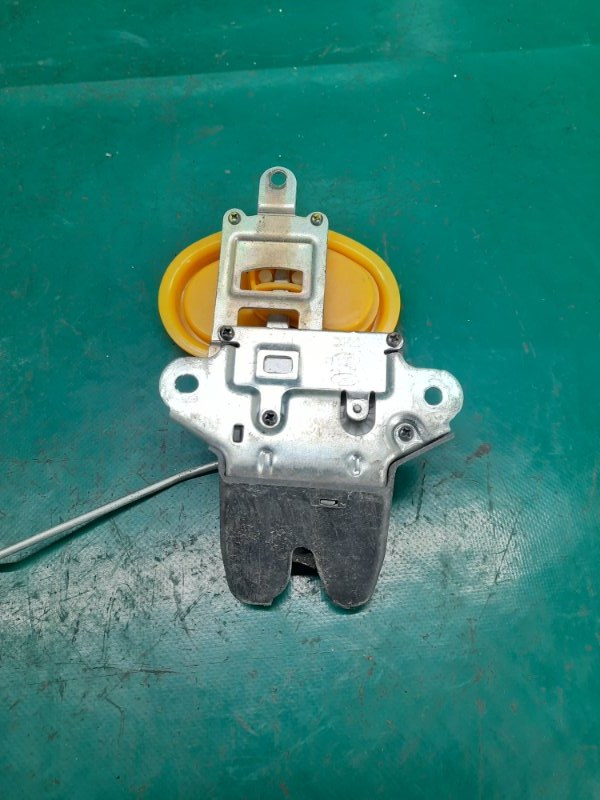 Замок крышки багажника HYUNDAI ELANTRA HD 06-11 Седан 2.0 G4GC