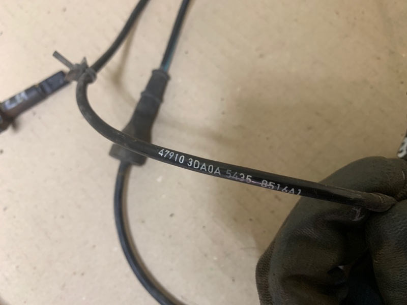 Датчик ABS передний левый SENTRA B17 12-21 2018 Седан Датчик ABS передний левый SENTRA B17 12-21 2018 Седан