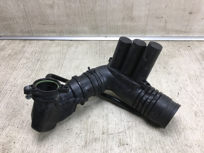 Патрубок воздушного фильтра VOLKSWAGEN JETTA USA 10-17 162 1.4 CZTA