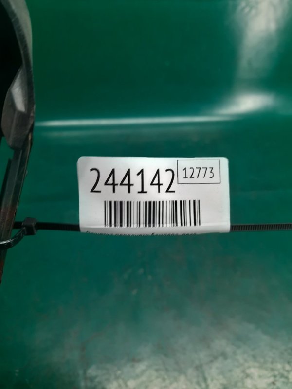 Накладка бампера передняя правая CX-7 06-12 2009 Внедорожник 2.5 L5 Накладка бампера передняя правая CX-7 06-12 2009 Внедорожник 2.5 L5