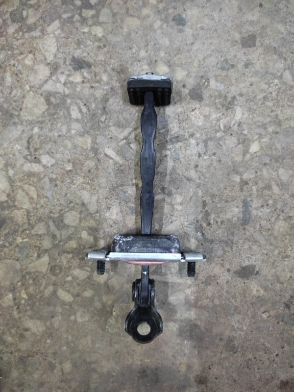 Ограничитель двери передний правый SOUL PS 13-19 2014 PS 2.0 Ограничитель двери передний правый SOUL PS 13-19 2014 PS 2.0