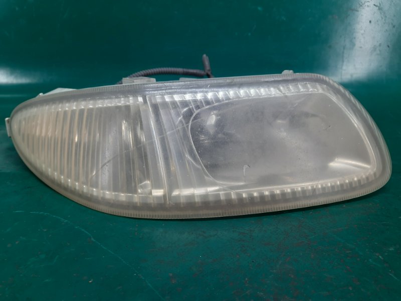 Противотуманная фара левая I35 00-04 2004 Седан 3.5 VQ35DE Противотуманная фара левая I35 00-04 2004 Седан 3.5 VQ35DE