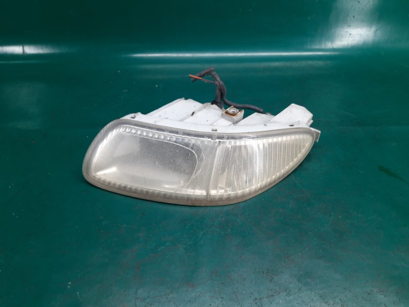 Противотуманная фара правая INFINITI I35 00-04 2004 Седан 3.5 VQ35DE 26150-3Y325 Б/У