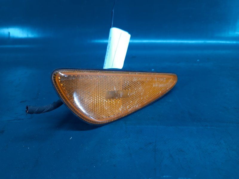 Повторитель поворота в бампер передний правый INFINITI I35 00-04 Седан 3.5 VQ35DE