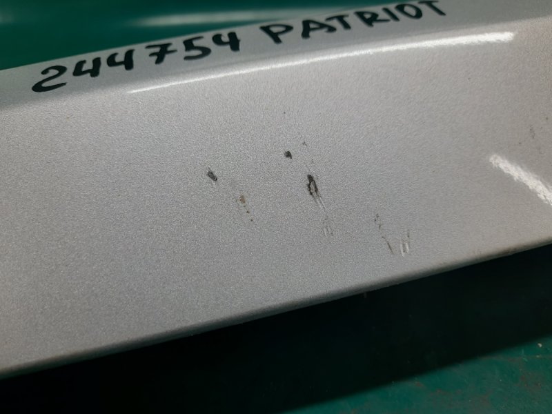 Панель подсветки номера PATRIOT 10-17 2011 Внедорожник 2.4 ED3 Панель подсветки номера PATRIOT 10-17 2011 Внедорожник 2.4 ED3