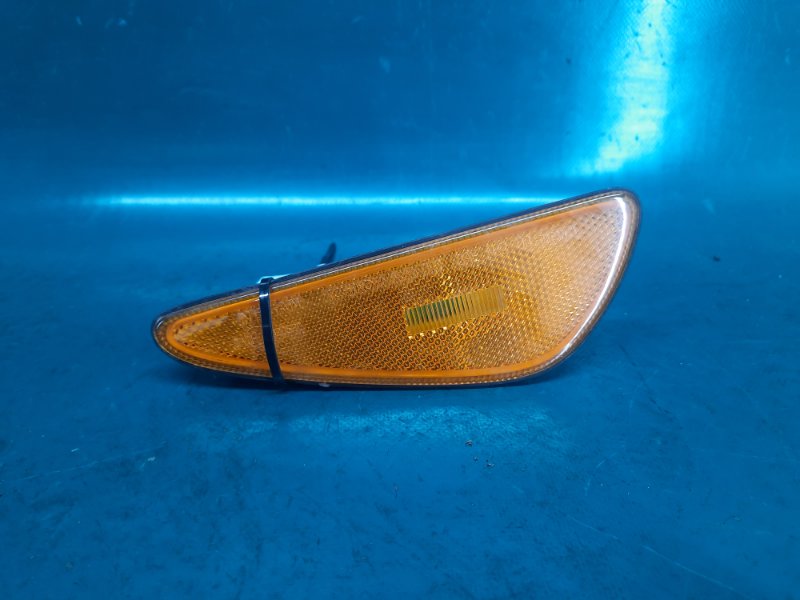 Повторитель поворота в бампер передний левый INFINITI I35 00-04 2004 Седан 3.5 VQ35DE 26185-3Y300 Б/У