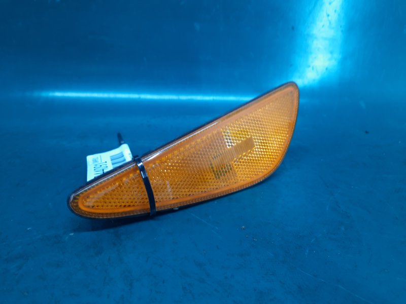 Повторитель поворота в бампер передний левый INFINITI I35 00-04 Седан 3.5 VQ35DE