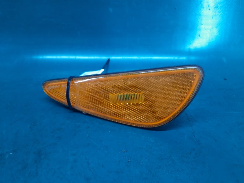 Повторитель поворота в бампер передний левый I35 00-04 2004 Седан 3.5 VQ35DE