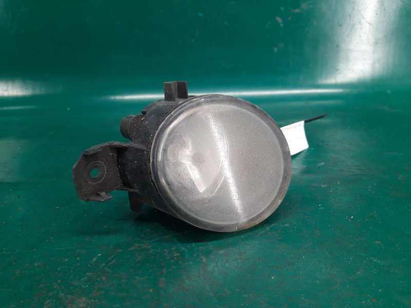 Противотуманная фара левая INFINITI M35/M45 04-10 Седан 3.5 VQ35DE