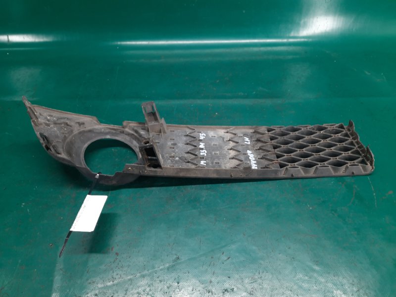 Накладка противотуманной фары правая M35/M45 04-10 2006 Седан 3.5 VQ35DE
