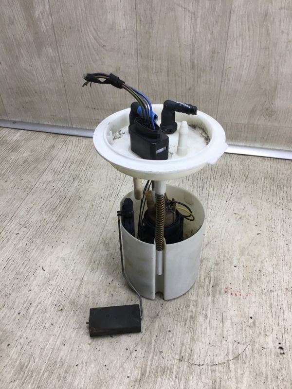 Топливный насос VOLKSWAGEN JETTA USA 10-17