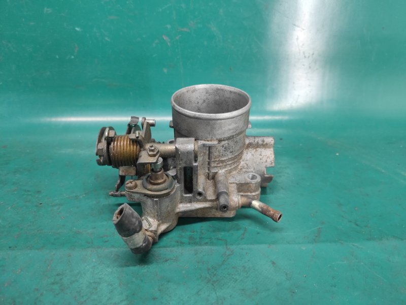 Дроссельная заслонка NISSAN MAXIMA A32 94-99 3.0 16118-38U13 Б/У