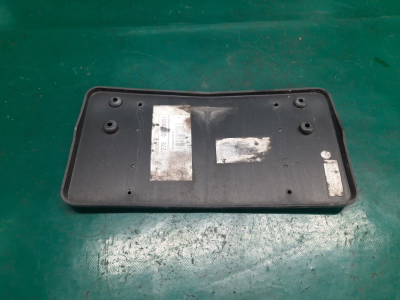 Площадка номерного знака CLK-CLASS 209 02-10 2006 COUPE M272960 3.5L