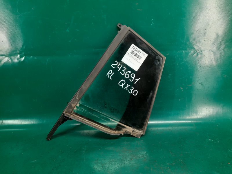 Стекло двери глухое заднее левое INFINITI QX30 16-20 2018 Внедорожник 2.0 20PET 82221-5DA0A Б/У