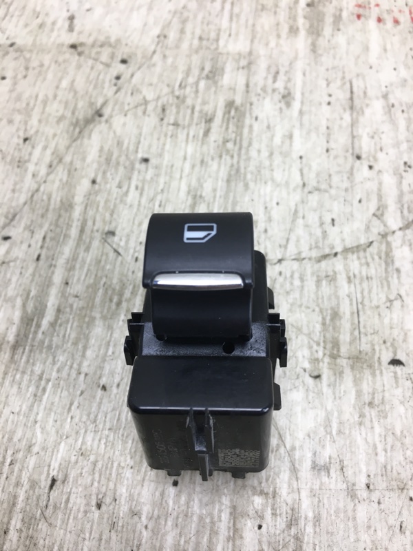 Кнопка стеклоподъемника задняя правая FORD FUSION 14- Кнопка стеклоподъемника задняя правая FORD FUSION 14-