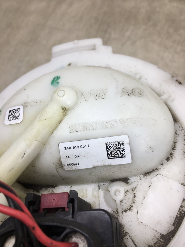 Топливный насос PASSAT B8 14-