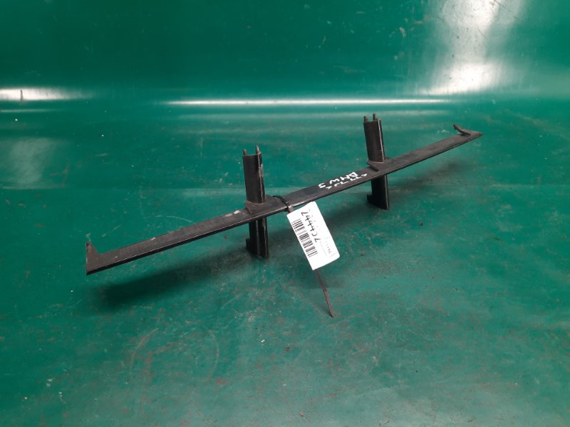 Решетка переднего бампера BMW 5 SERIES 03-10 Седан N52B30A