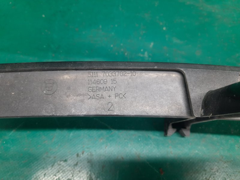 Решетка переднего бампера 5 SERIES 03-10 2006 Седан N52B30A