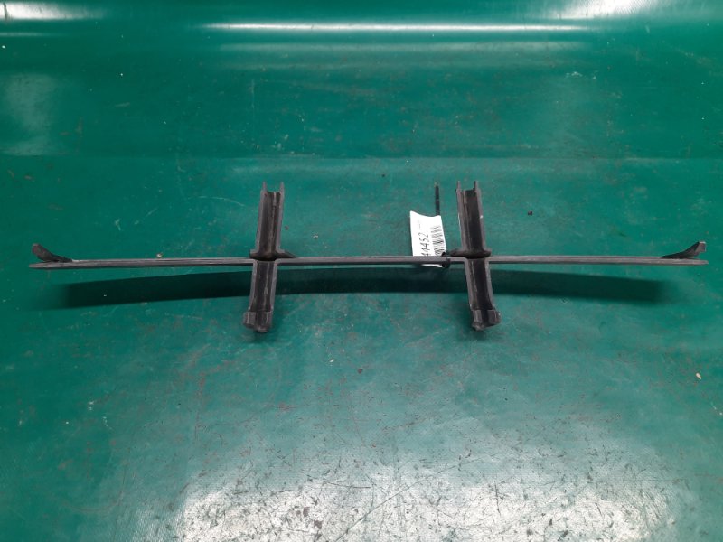 Решетка переднего бампера 5 SERIES 03-10 2006 Седан N52B30A