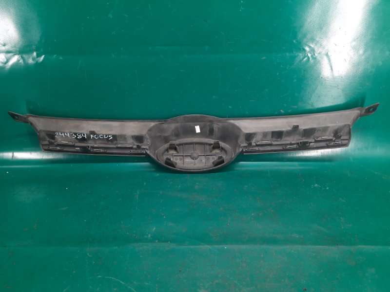 Решетка радиатора FOCUS 10-18 2014 Седан 2.0 XQDA