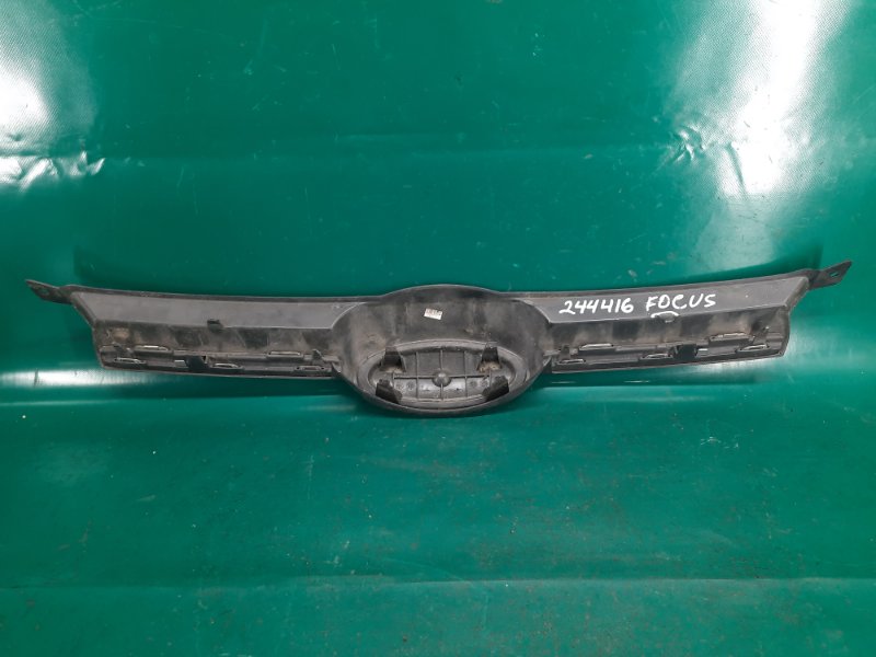 Решетка радиатора FOCUS 10-18 2014 Седан 2.0 Решетка радиатора FOCUS 10-18 2014 Седан 2.0